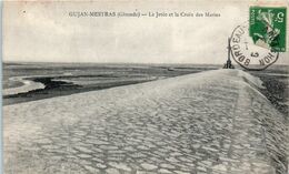 33 GUJAN - MESTRAS - La Jetée Et La Croix Des Marins (gondolée Dans Le Bas )  * - Gujan-Mestras