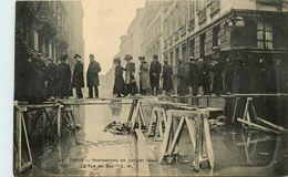 Paris * 7 ème * Inondations De Janvier 1910 * La Rue Du Bac - Paris (07)