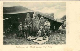 JORDANIE - Carte Postale - Bédouines Du Moab Devant Leur Tente - L 67000 - Jordan