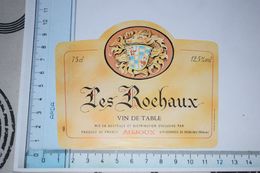 Les Rochaux Vin De Table Aujoux Dragon Derrière Le Blason St Geoges De Reneins Rhône - Drachen