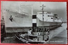 TANKER WORLD JURY IN IJMUIDEN - Steamers