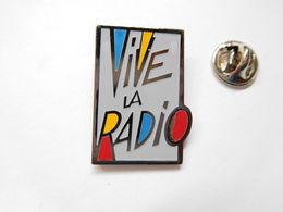 Beau Pin's , Média Radio , Vive La Radio , Signé NCL - Médias