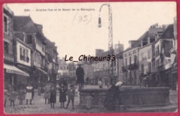 35 - DOL--Grande Rue Et Le Bazar De La Ménagere - Dol De Bretagne