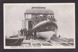 CPA Angleterre Non Circulé Cromer's Motor Lifeboat And Crew - Sonstige & Ohne Zuordnung