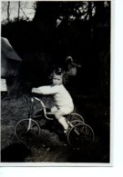 Photo Petite Fille Sur Tricycle,format 6/9 - Anonyme Personen