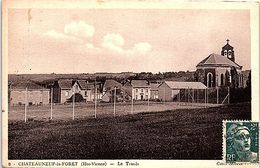 SPORT --  TENNIS - CHATEAUNEUF La FOÊT --  Le Tennis - Tennis