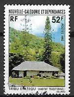 NOUVELLE  CALEDONIE     -     1982 .   Y&T N° 461 Oblitéré.    Habitat Traditionnel  /  Arbres - Gebraucht