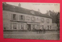 95 Moisselles 1915 L'Hôtel Au Lion D'Or Attelage éditeur Fremont à Beaunont Sur Oise Dos Scanné - Moisselles