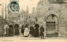 Guingamp * 1906 * Manoir De Ste Croix , Porte Du Roy * Coiffe Coiffes Costume - Guingamp