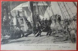 FRENCH WARSHIP - LE ROUILS A BORD DU VAISSEAU-ECOLE DES ASPIRANTS - Guerre