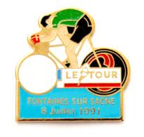 Pin's LE TOUR - FONTAINES SUR SAONE - 8 Juillet 1991 - Cycliste Maillot Vert - J472 - Cyclisme