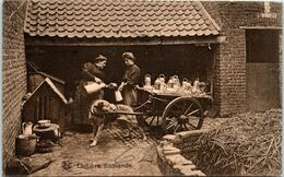 Attelage De Chiens - Laitière Flamande (pli Coins ) Ed. Nels, Bruxelles, Série Laitière N°10  - Marchand Ambulant - Marchands Ambulants