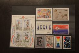 France 1989, Postfrisch, Frankreich Jahrgang 1989, 54 Werte; 2 Blöcke, 3 MH, überkomplett, 5 Steckkarten - 1980-1989