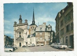 Cp , Automobile , Peugeot 404 , Citroen 2 Cv.....49 , Saumur , Place Et église Saint Pierre , Vierge ,ed. Valoire - Toerisme