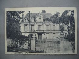 2186  Carte Postale CHÂTELLERAULT   La Sous PRÉFECTURE              86 Vienne - Chatellerault