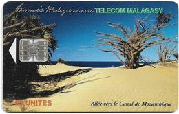 Madagascar - Telecom Malagasy - Beach, (Canal De Mozambique) - 25Units, Chip SC7, 600.000ex, Used - Madagaskar