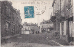 Dépt 63 - SAINT-ÉLOY-LES-MINES - Place De La Roche - Animée - Saint Eloy Les Mines