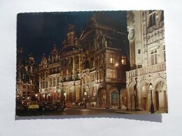 BRUXELLES Un Coin De La Grand'Place La Nuit - Bruxelles La Nuit