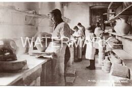 MAKING TOILET WARE FACTORY SCENE OLD R/P POSTCARD BY W. SHAW BURSLEM STAFFORDSHIRE - Stoke-on-Trent
