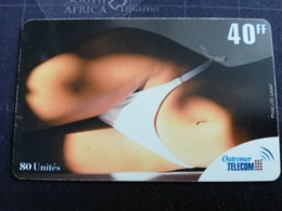 Caribbean Phonecard St Martin French  40 UNITS NICE  LADY IN BIKINI  OUTREMER TELECOM     **3033 ** - Antillen (Frans)