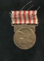 Médaille Commémorative De La Grande Guerre 1914-1918 ( Lot 2 ) - Francia