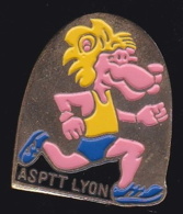 66421- Pin's.ASPTT. Lyon.Athletisme.course.Lion.Poste - Postes