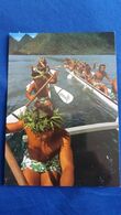 CPM POLYNESIE FRANCAISE TAHITI GRANDE PIROGUE DE COURSE 16 HOMMES DE TAUTIRA TORSE NU ED PRESS AG - Polynésie Française