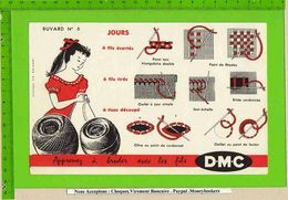 BUVARD : Apprenez A Broder Avec Les Fils  DMC Rouge N°6 - Textile & Vestimentaire