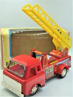 Vintage TIN TOY CAR : Mark YONE With BOX - Fire Engine Truck 1057 - 22cm - Japan - 1960's - Friction Powered - Collectors E Strani - Tutte Marche