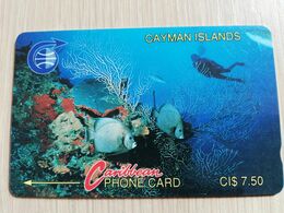 CAYMAN ISLANDS  CI $ 7,50  CAY-3A CONTROL NR 3CCIA   ON SILVER UNDERWATER  OLD LOGO     Fine Used Card  ** 3062** - Kaaimaneilanden