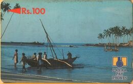 Sri Lanka (Ceylon) - SRL-41A, GPT, 41SRLA, Fishing Boat, Beach, Rs.100, Heavily Used - Sri Lanka (Ceilán)