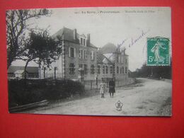 CPA EN BERRY  PREVERANGES  NOUVELLE ECOLE DE FILLES    ANIMEE   VOYAGEE 1910 TIMBRE - Préveranges