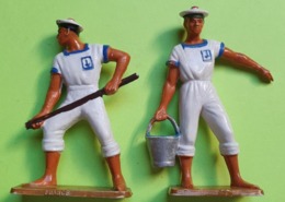 Lot 2 Figurines Soldat Jouet STARLUX - Plastique - MARIN - Laveur De Pont - état D'usage : 1 Cassé- Années 1960 - Starlux