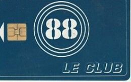 88 Bleu  LE CLUB    Luxe - Zonder Classificatie