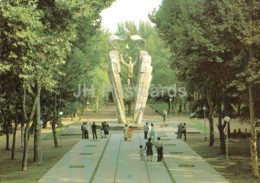 Delcampe - Tbilisi - Sculptural Composition Book - Bell Of Knowledge - Postal Stationery - 1984 - Georgia USSR - Unused - Georgien