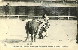 030 345 - CPA - Corrida - Course De Taureaux - Corrida