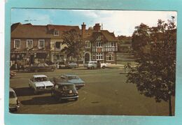 Small Postcard Of The Square,Wickham,Hampshire ,England,Y97. - Otros