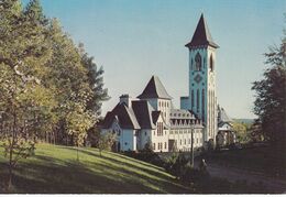 ( Canada Entier Stationery Ganzsachen Carte Postale Post Card Illustrée .. 8 Cents ..  Abbaye De St Benoit Du Lac - 1953-.... Reign Of Elizabeth II