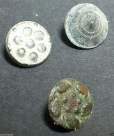 3 SMALL ANTIQUE BUTTON CENTURY XVIII OLD BOUTON BUTTON BOTON SEE MY SHOP CCB9 - Boutons