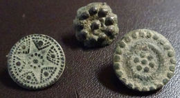 3 SMALL ANTIQUE BUTTON CENTURY XVIII OLD BOUTON BUTTON BOTON SEE MY SHOP CCB39 - Boutons