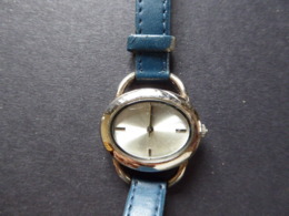 WATCH; MARKS & SPENCER LADIES WITH LEATHER STRAP ; Try With BATTERY OR FOR PARTS ONLY - Autres & Non Classés