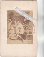 PHOTO De NU, EROTISME - Papier Albuminé Pellicule Fine 8cm Sur 10 Env Collé Au Verso Photo De 1880 1900 Env, Descripti - Antiche (ante 1900)