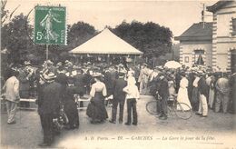 92-GARCHES- LA GARE LE JOUR DE LA FÊTE - Garches