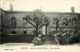 Loudun * Institut De Mlle DAVIAUD * Cours D'honneur * école - Loudun