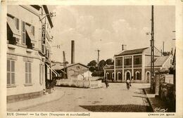 Rue * La Gare * Voyageurs Et Marchandises * Ligne Chemin De Fer De La Somme - Rue