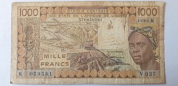 Etats De L'Afrique De L'Ouest, 1000 Francs, Lettre K, 1990 - Westafrikanischer Staaten