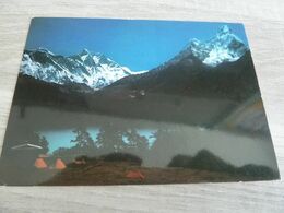 Mont-Everest - Nuptse - Lhotse - Ama Dablam - Editions Royal Nepal Airlines - - Népal