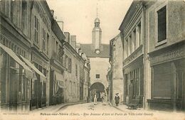 Mehun Sur Yèvre * Rue Jeanne D'arc Et Porte De Ville * Côté Ouest * Patisserie - Mehun-sur-Yèvre