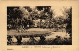 CPA AK DAHOMEY - Cotonou - Le Monument Des Combattants (86734) - Dahomey