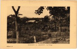 CPA AK DAHOMEY - Adjohon - Le Village (86751) - Dahomey